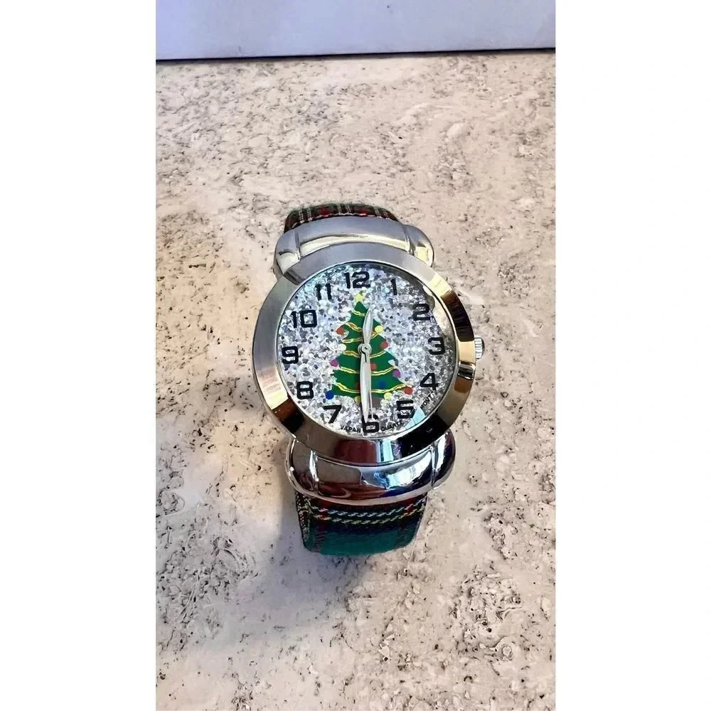 Vintage Sahil & Co Christmas Tree Quartz bracelet Watch Stainless Steel Holiday
